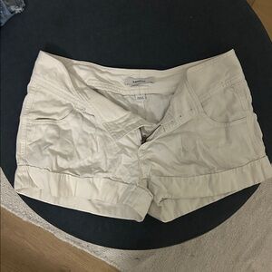 Express Women's Tan Cargo Shorts